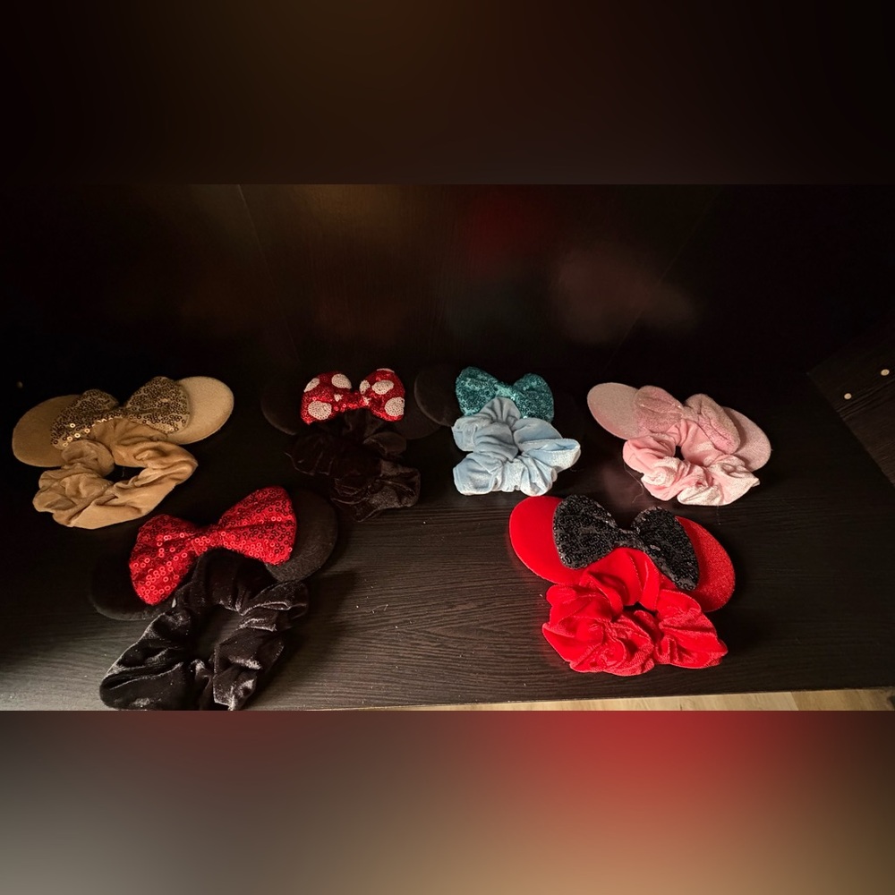 Minnie Mouse scrunchie hair ties. Brand new, never used. Multiple colors.
